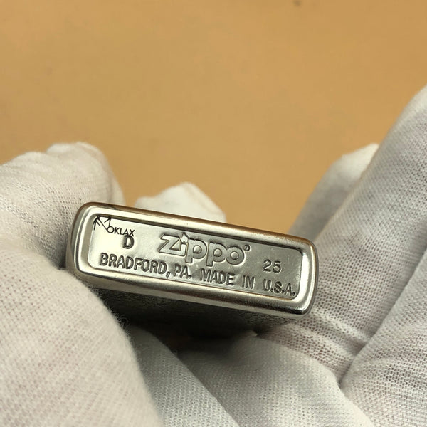 Zippo Classic Street Chrome(Silver) 207 – Limited Attack on Titan Edition (#001/100)