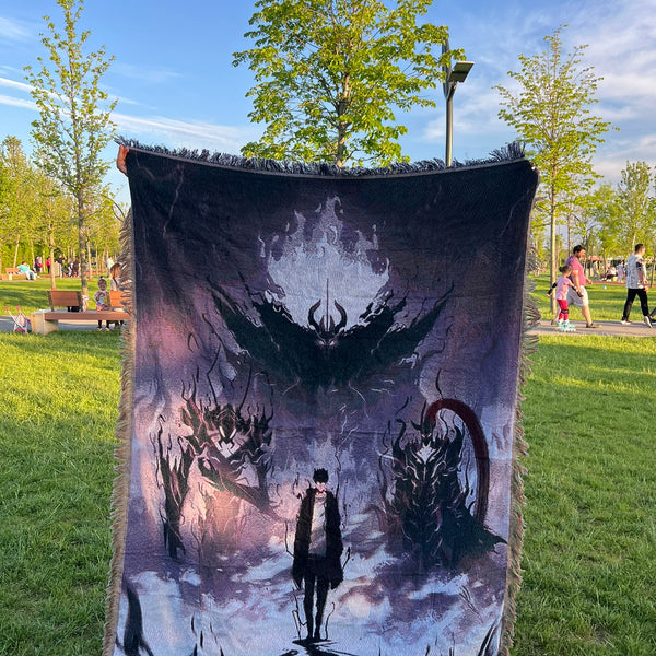 Solo Leveling Woven Blanket – Anime Throw Blanket with Sung Jin-Woo Design – Soft & Durable Anime Decor for Fans